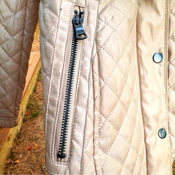 A pea in the pod maternity coat jacket quilted and belted small - Picture 9 of 9